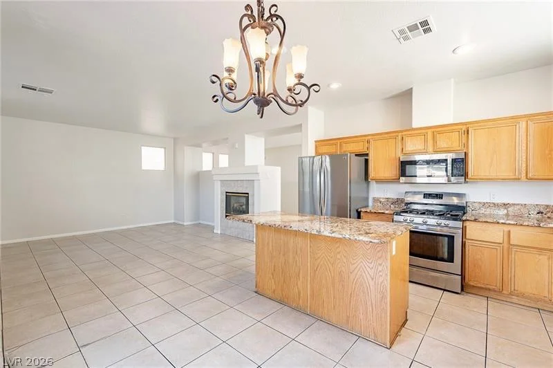 3588 White Mountain, Las Vegas, NV 89147