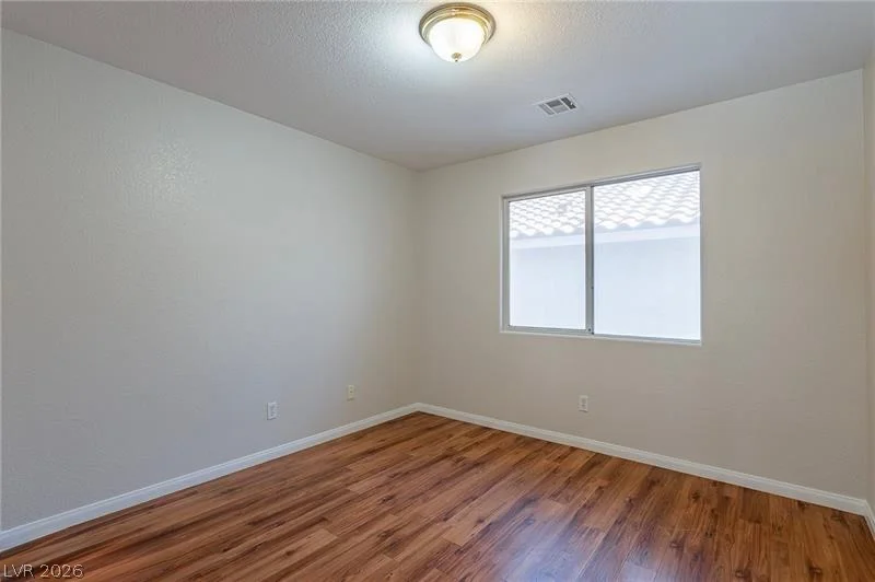 3588 White Mountain, Las Vegas, NV 89147