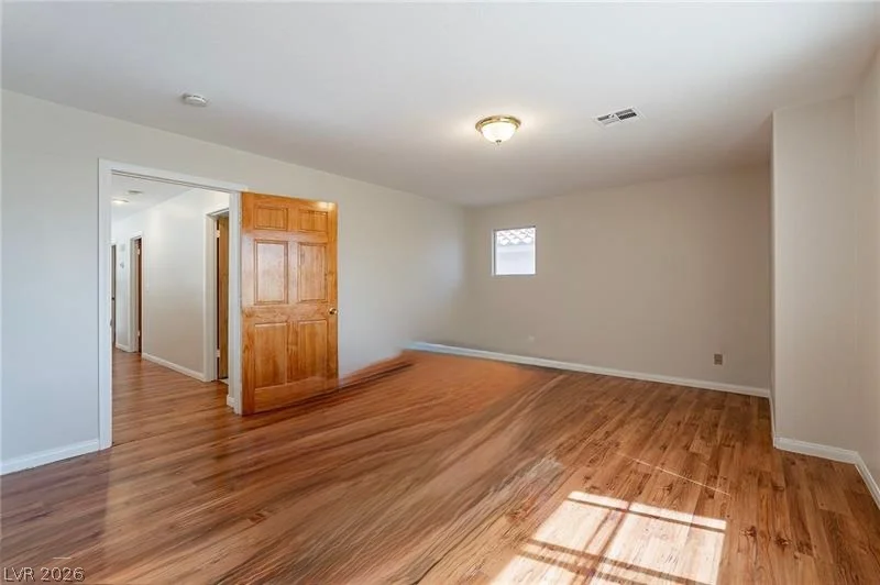 3588 White Mountain, Las Vegas, NV 89147