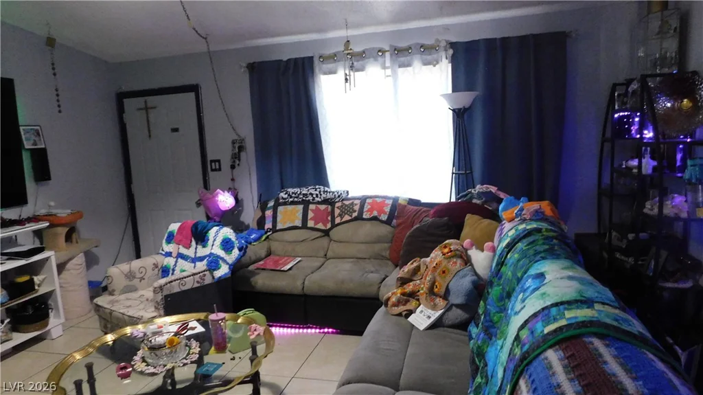 4038 Patterson, Las Vegas, NV 89104
