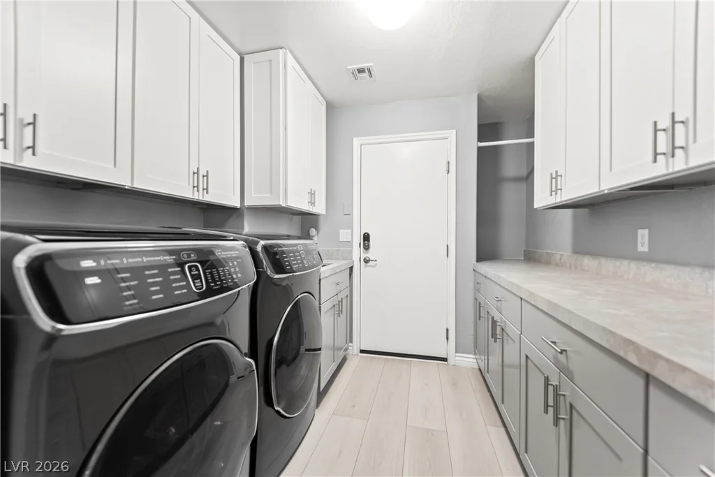 10227 Dove Row, Las Vegas, NV 89166