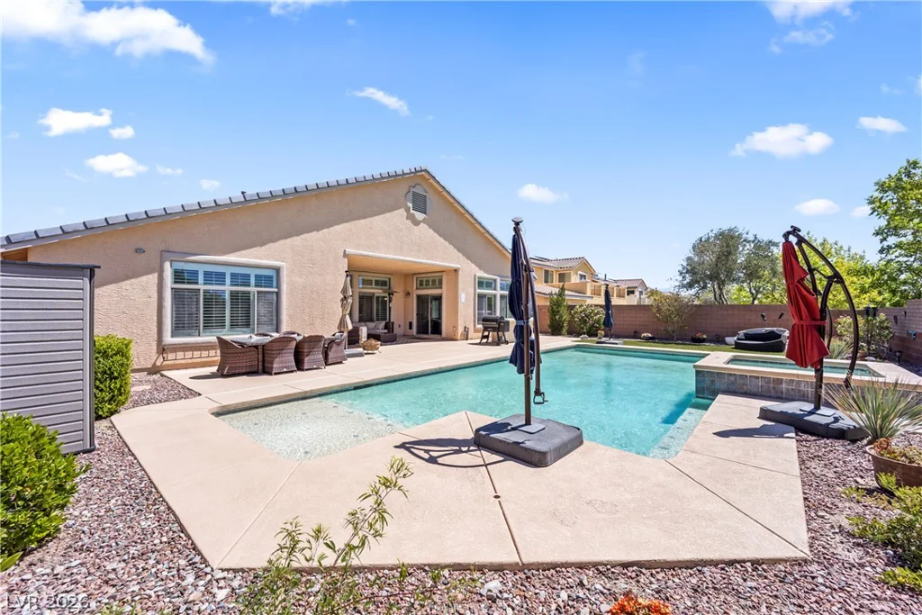 10227 Dove Row, Las Vegas, NV 89166
