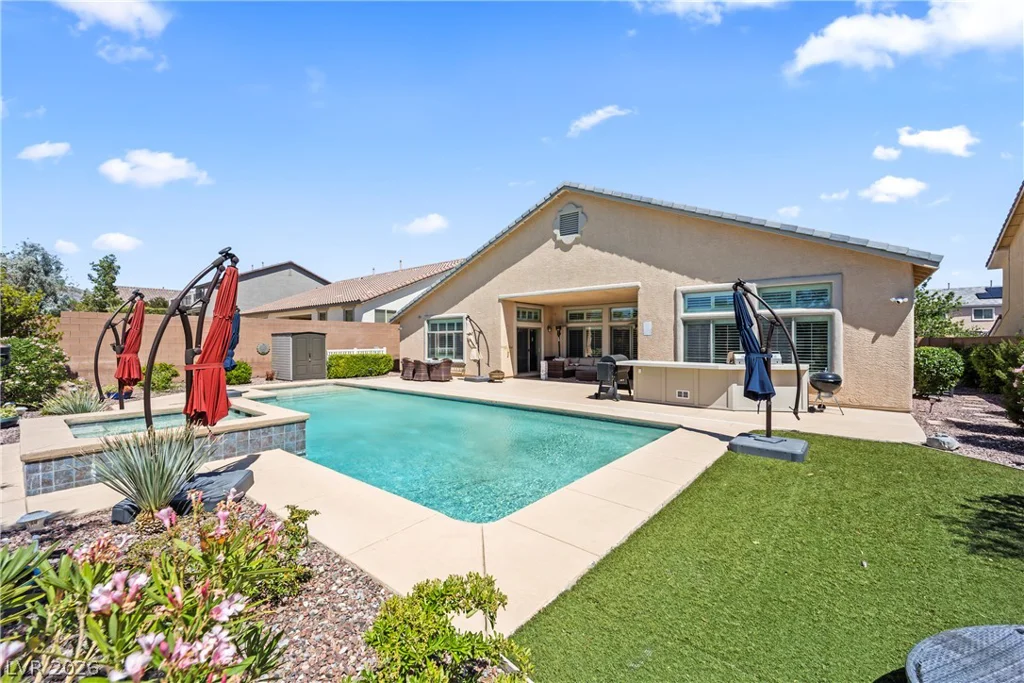 10227 Dove Row, Las Vegas, NV 89166