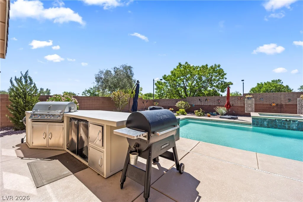 10227 Dove Row, Las Vegas, NV 89166