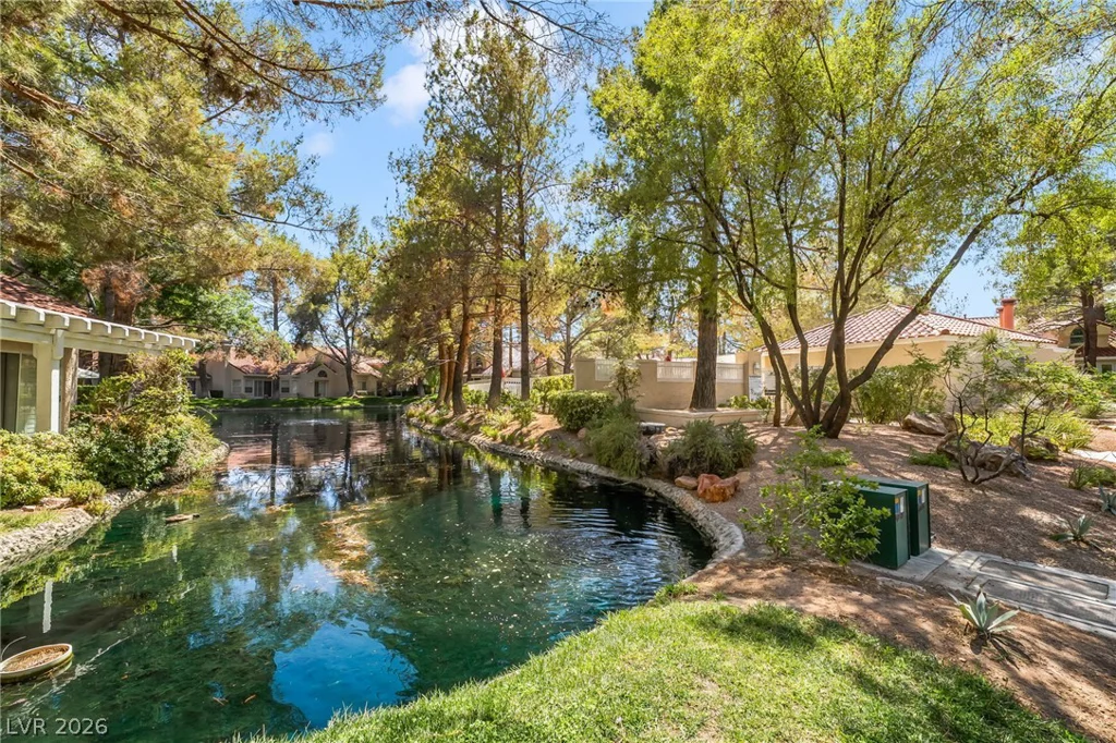 6986 Emerald Springs, Las Vegas, NV 89113