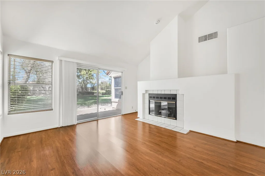 6986 Emerald Springs, Las Vegas, NV 89113