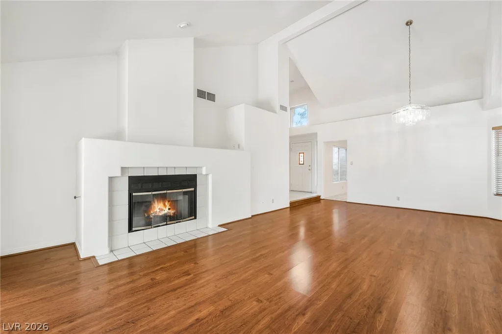 6986 Emerald Springs, Las Vegas, NV 89113