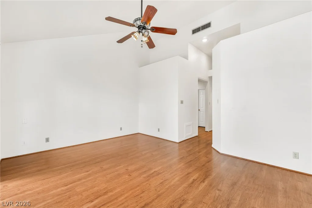 6986 Emerald Springs, Las Vegas, NV 89113