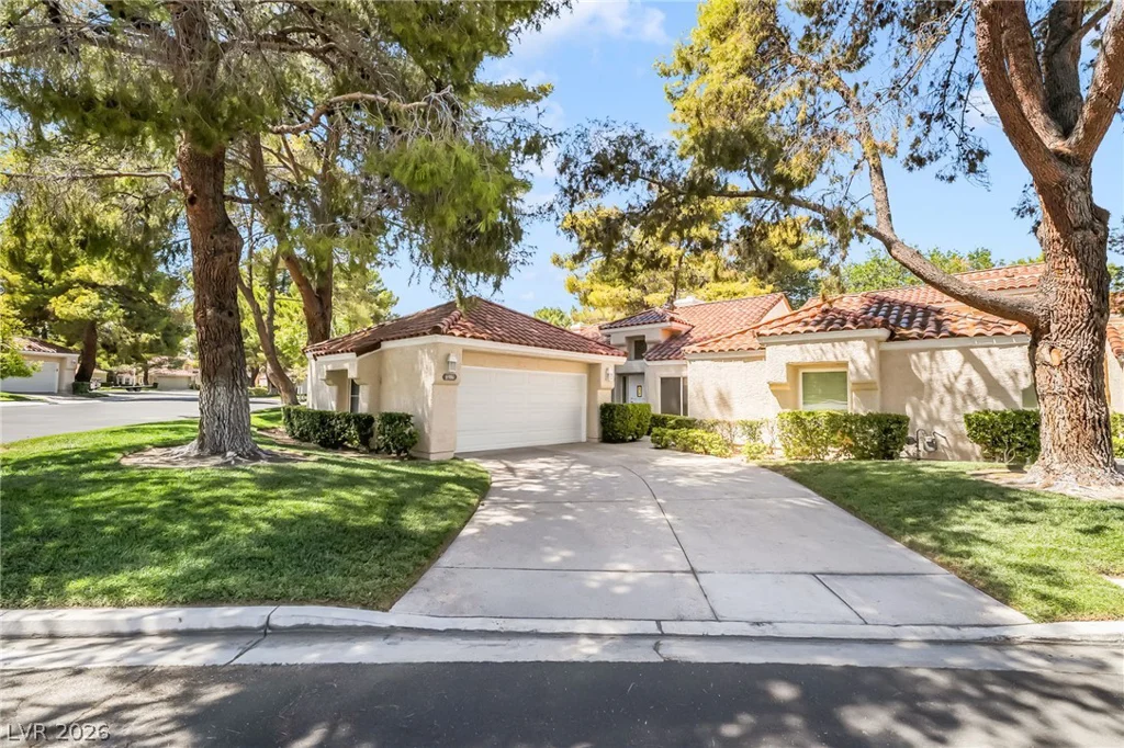 6986 Emerald Springs, Las Vegas, NV 89113