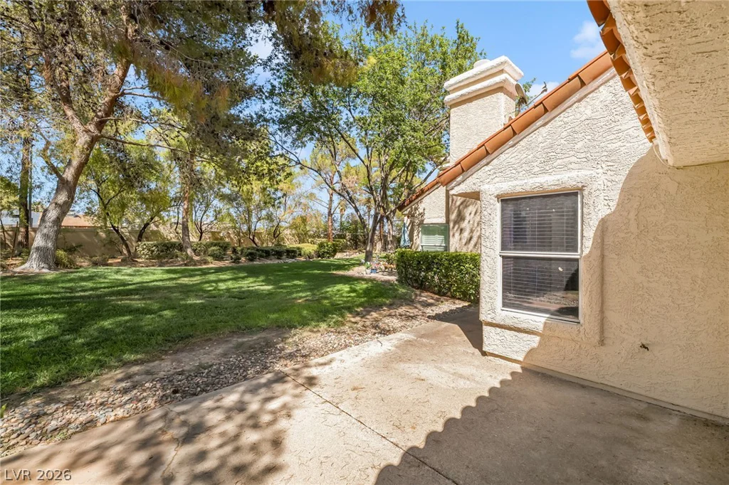 6986 Emerald Springs, Las Vegas, NV 89113