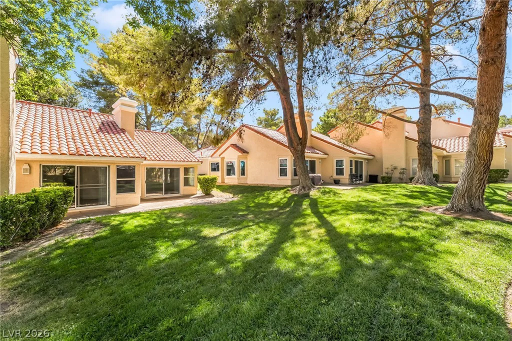 6986 Emerald Springs, Las Vegas, NV 89113