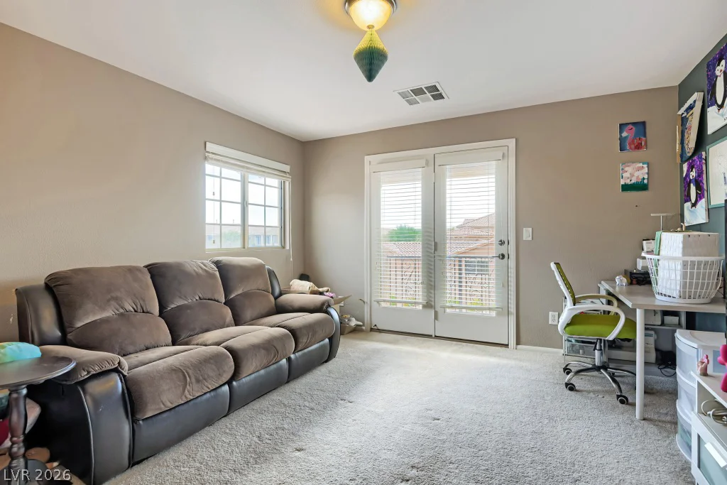 8560 Myrtle Flag, Las Vegas, NV 89178