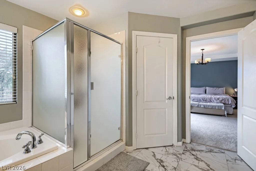 8560 Myrtle Flag, Las Vegas, NV 89178