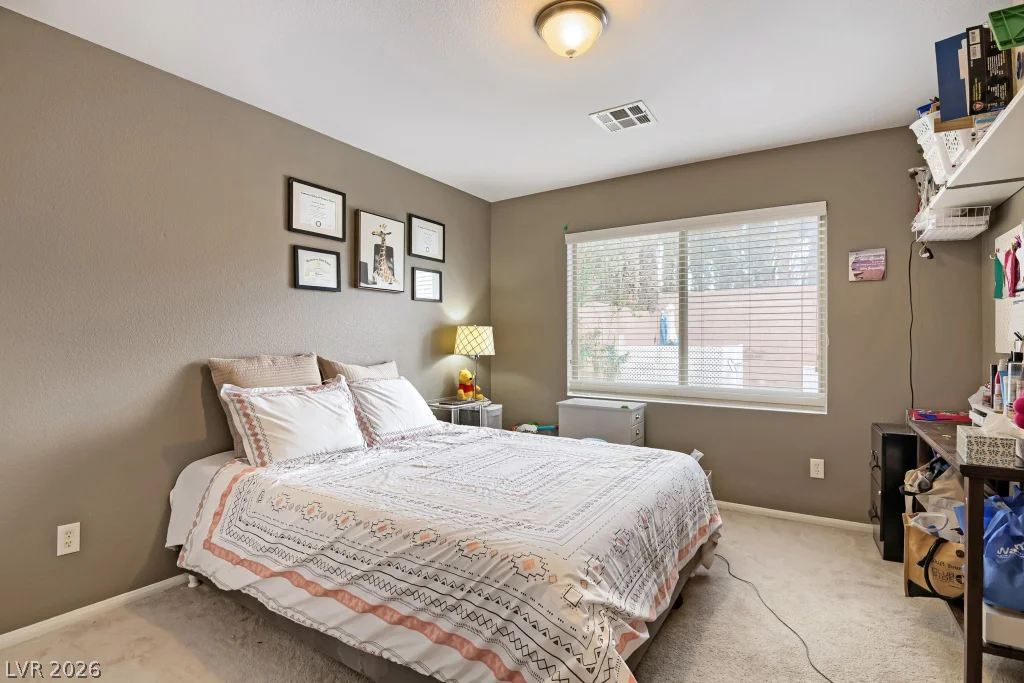 8560 Myrtle Flag, Las Vegas, NV 89178