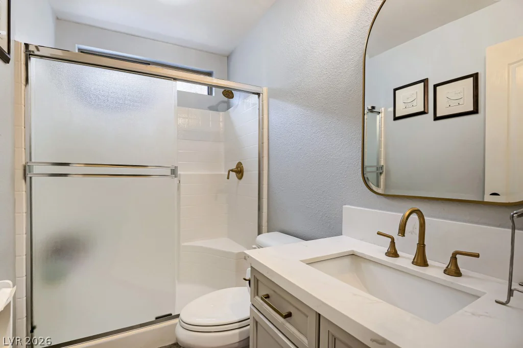 8560 Myrtle Flag, Las Vegas, NV 89178