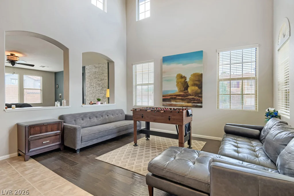 8560 Myrtle Flag, Las Vegas, NV 89178