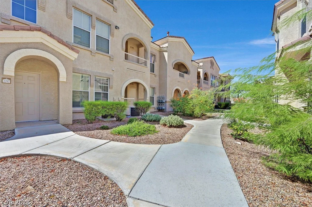 10550 Alexander, Las Vegas, NV 89129