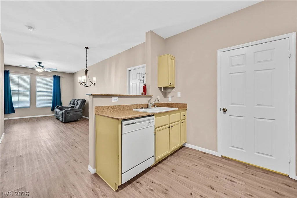 10550 Alexander, Las Vegas, NV 89129