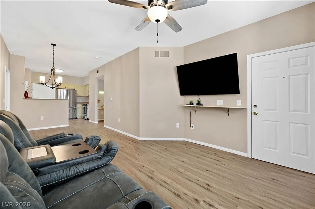 10550 Alexander, Las Vegas, NV 89129