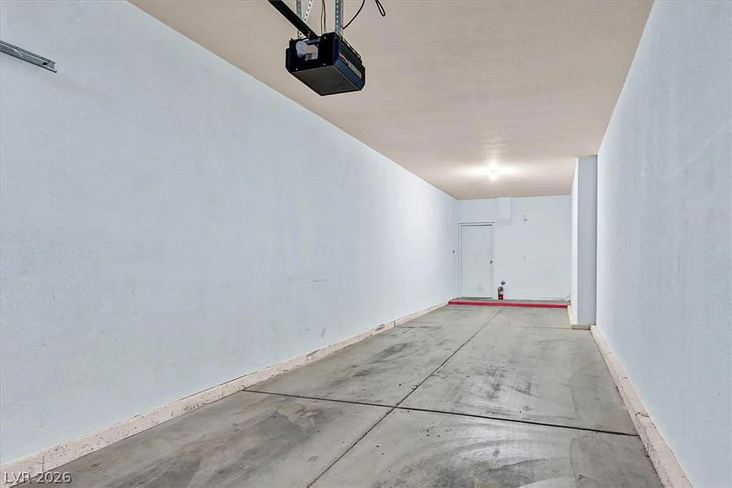 10550 Alexander, Las Vegas, NV 89129