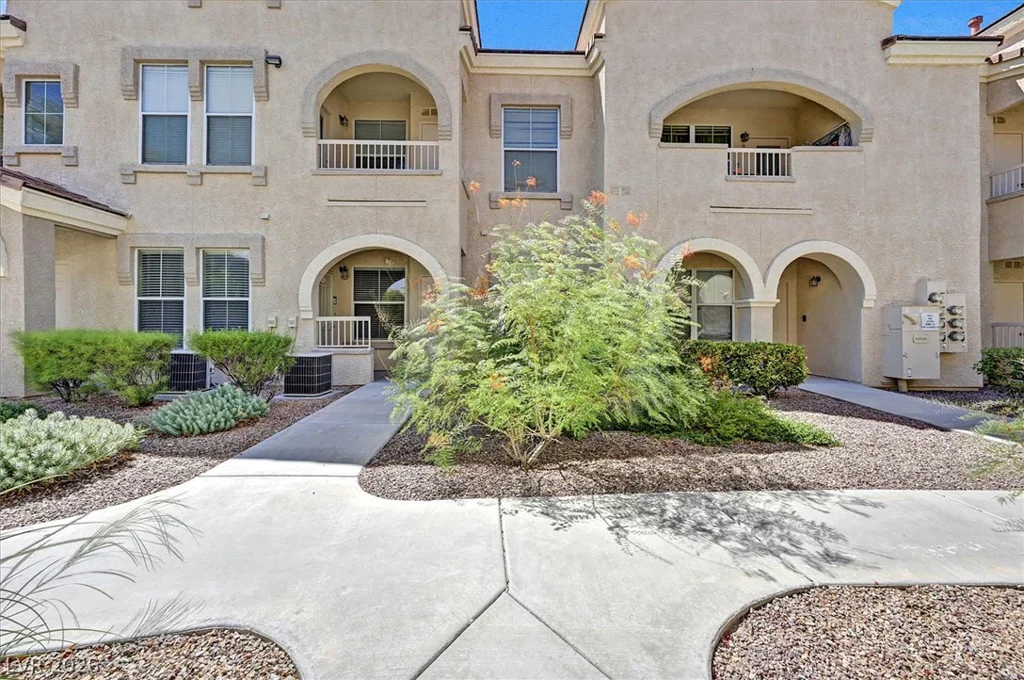 10550 Alexander, Las Vegas, NV 89129