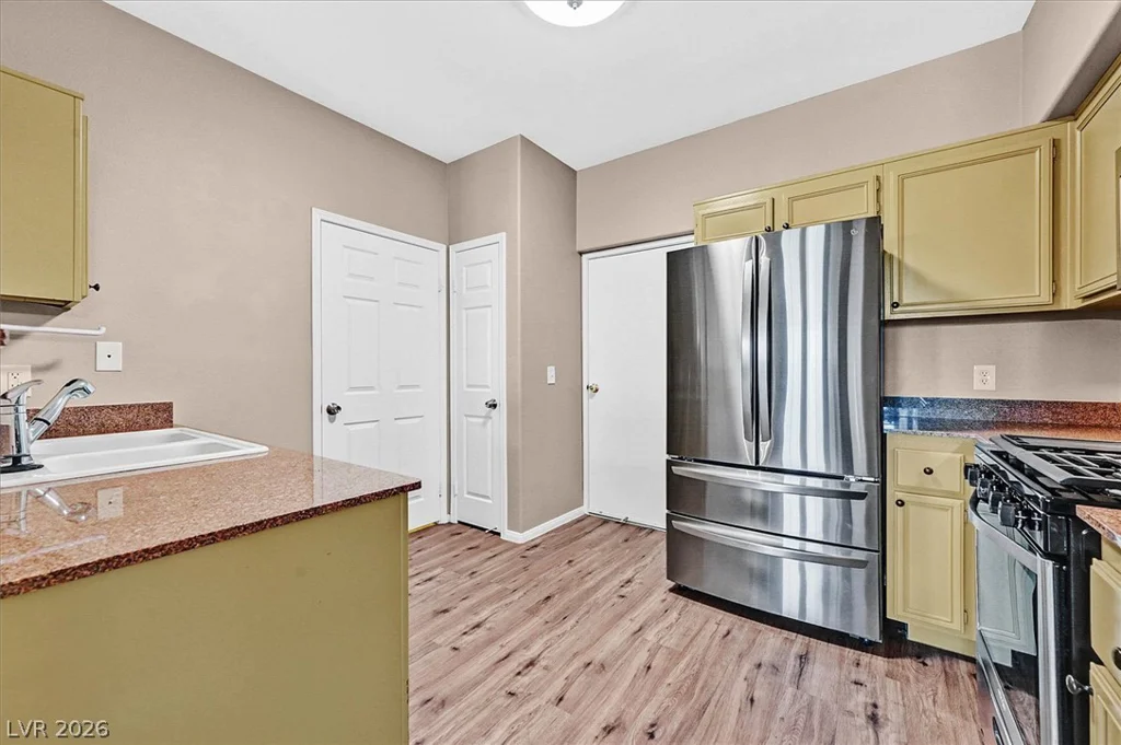 10550 Alexander, Las Vegas, NV 89129