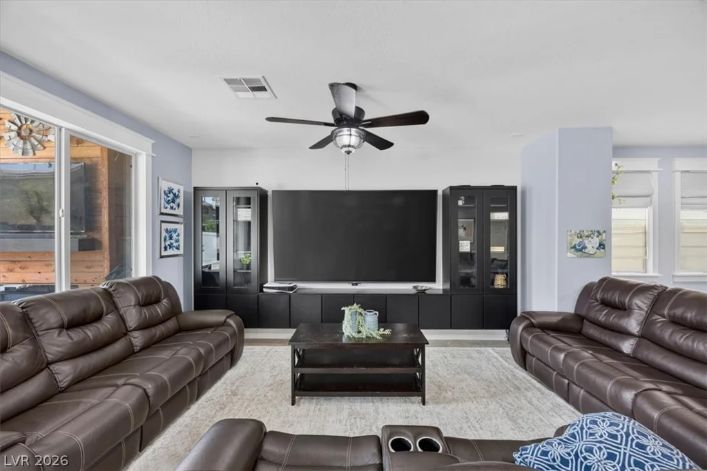3945 Carol Bailey, North Las Vegas, NV 89081