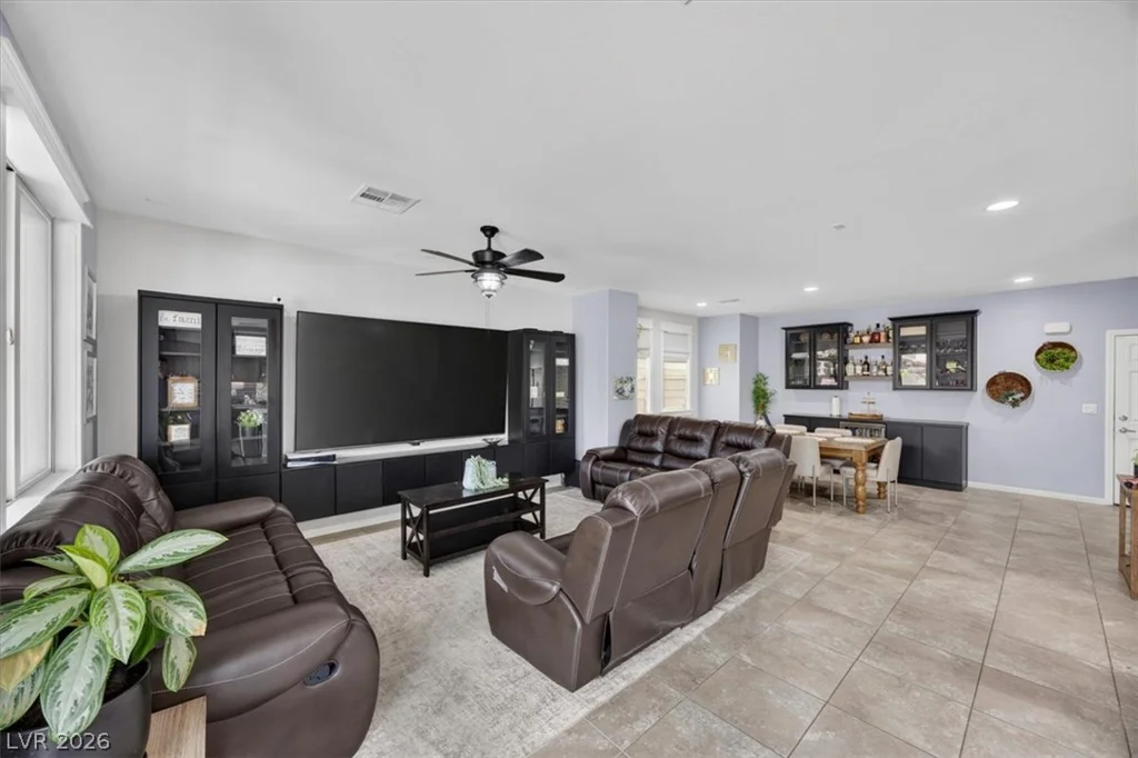 3945 Carol Bailey, North Las Vegas, NV 89081