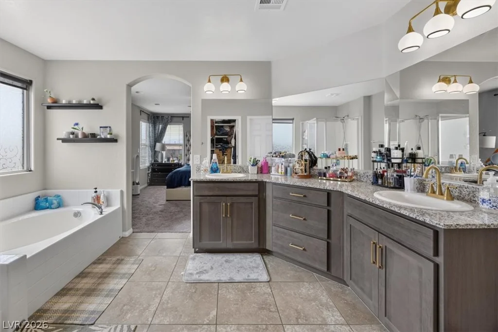 3945 Carol Bailey, North Las Vegas, NV 89081