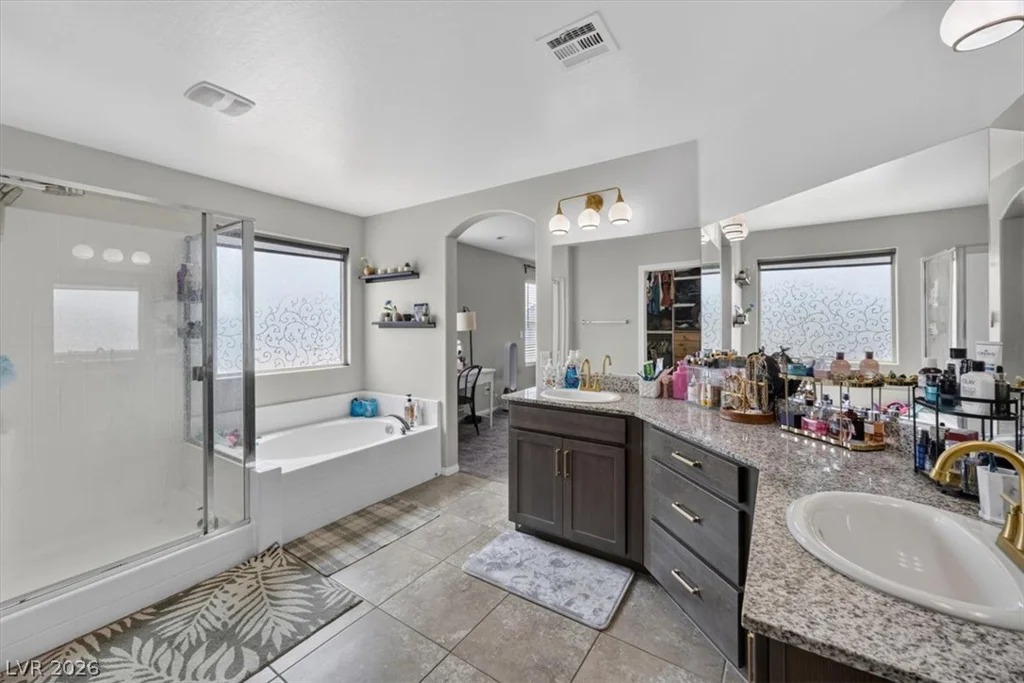 3945 Carol Bailey, North Las Vegas, NV 89081