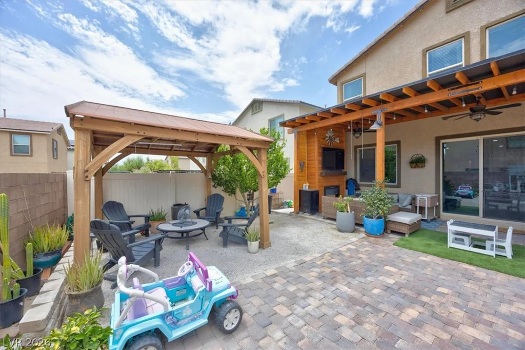 3945 Carol Bailey, North Las Vegas, NV 89081