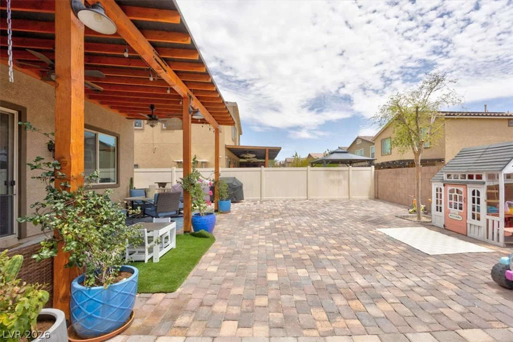 3945 Carol Bailey, North Las Vegas, NV 89081