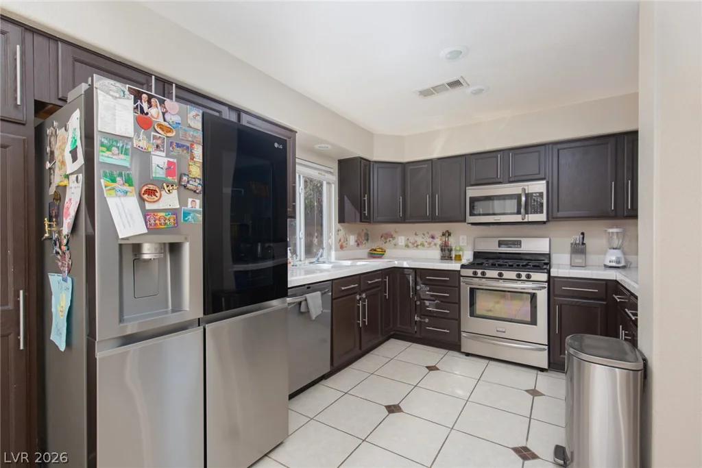 5 Alyson Pond, Henderson, NV 89012