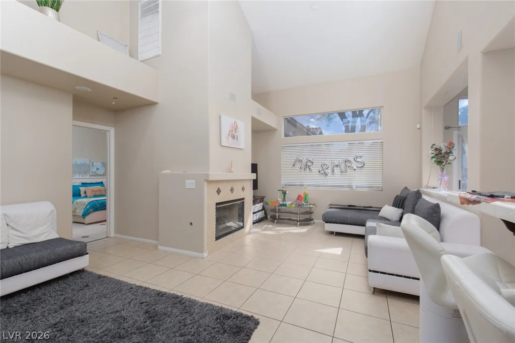 5 Alyson Pond, Henderson, NV 89012
