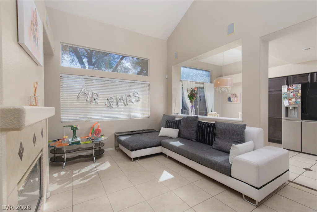 5 Alyson Pond, Henderson, NV 89012