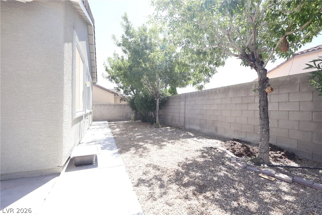 2117 Armadale, North Las Vegas, NV 89031
