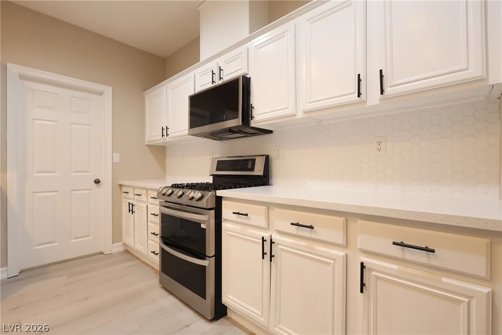 2117 Armadale, North Las Vegas, NV 89031
