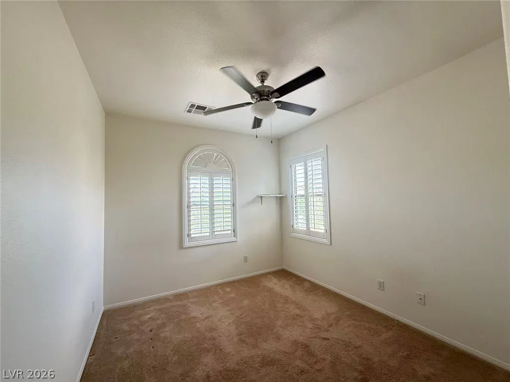 315 Carlisle Crossing, Las Vegas, NV 89138