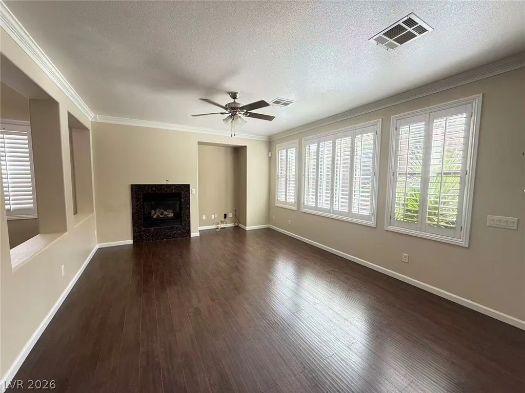 315 Carlisle Crossing, Las Vegas, NV 89138