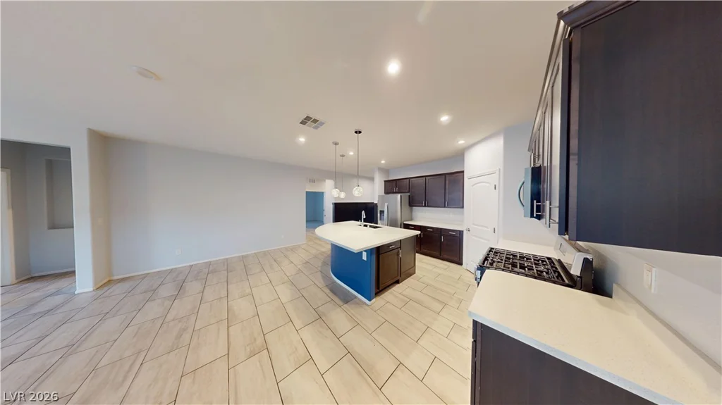 6940 Unicorn, Las Vegas, NV 89131