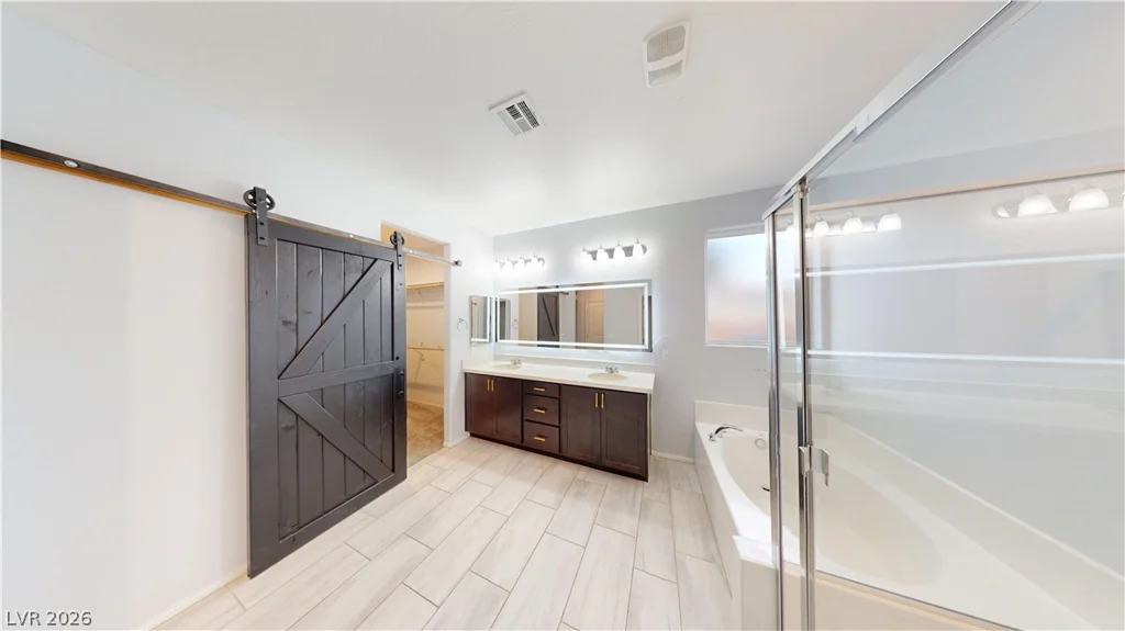 6940 Unicorn, Las Vegas, NV 89131