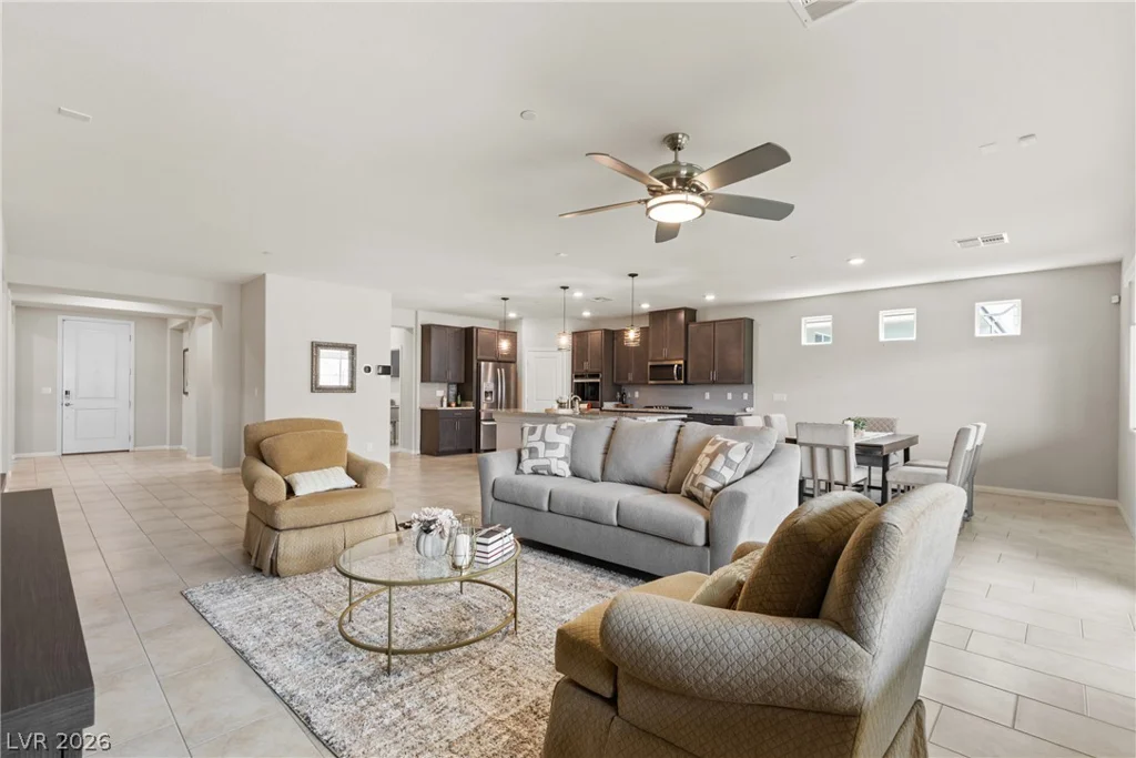 417 Oakey Crest Ridge, Henderson, NV 89012