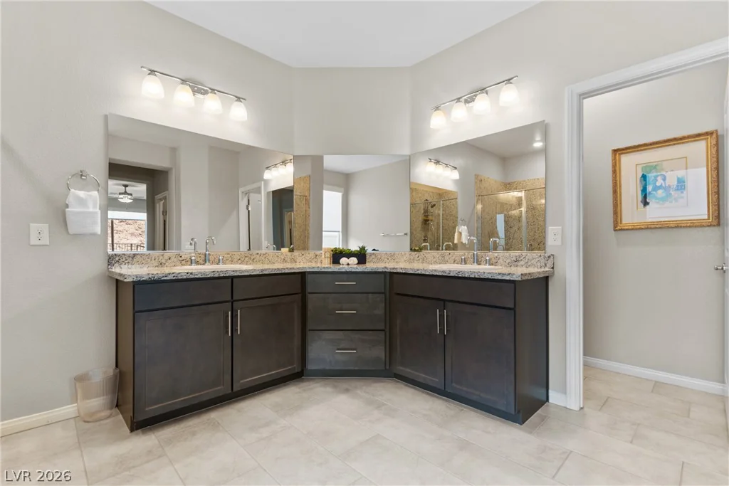 417 Oakey Crest Ridge, Henderson, NV 89012