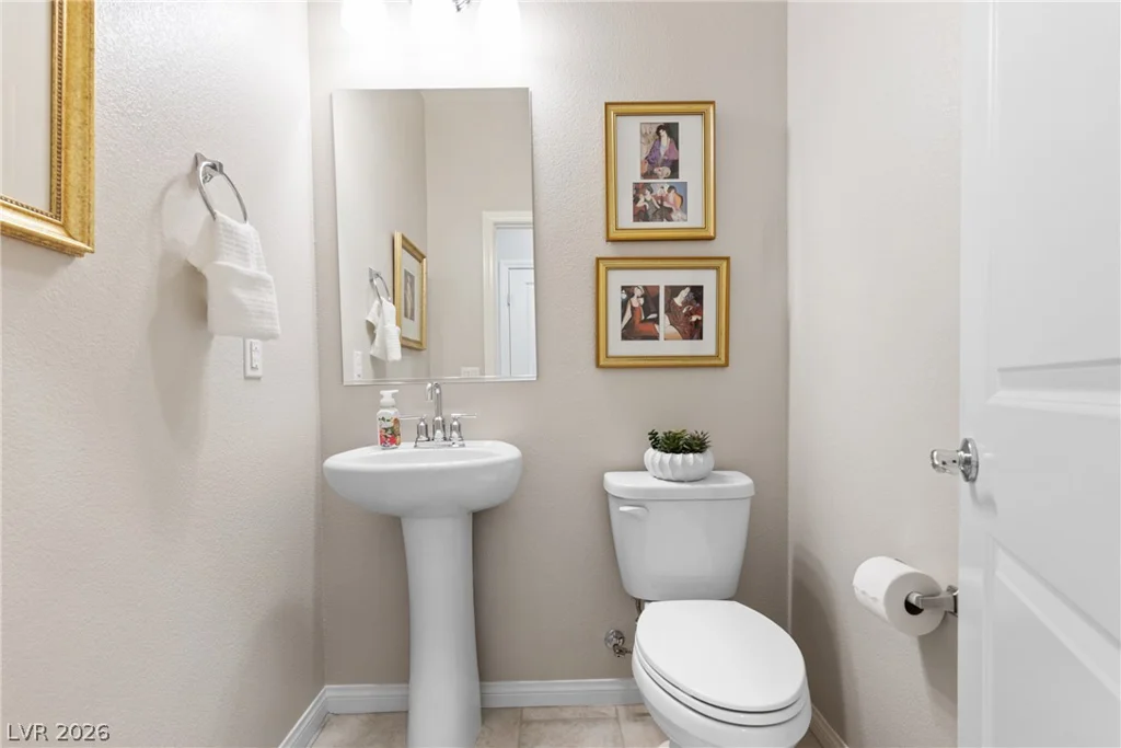 417 Oakey Crest Ridge, Henderson, NV 89012