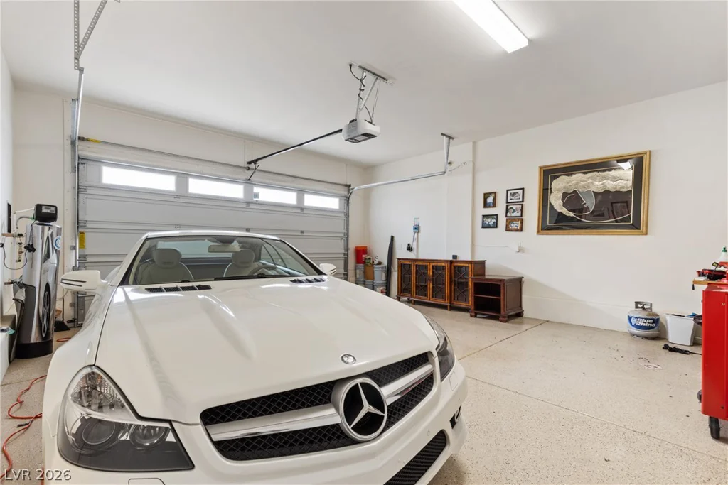 417 Oakey Crest Ridge, Henderson, NV 89012