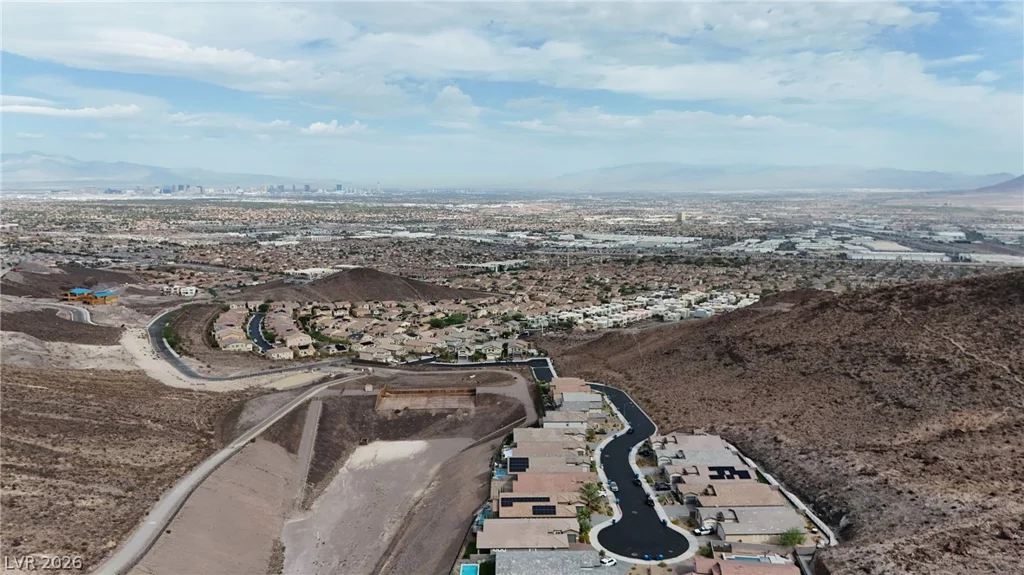 417 Oakey Crest Ridge, Henderson, NV 89012