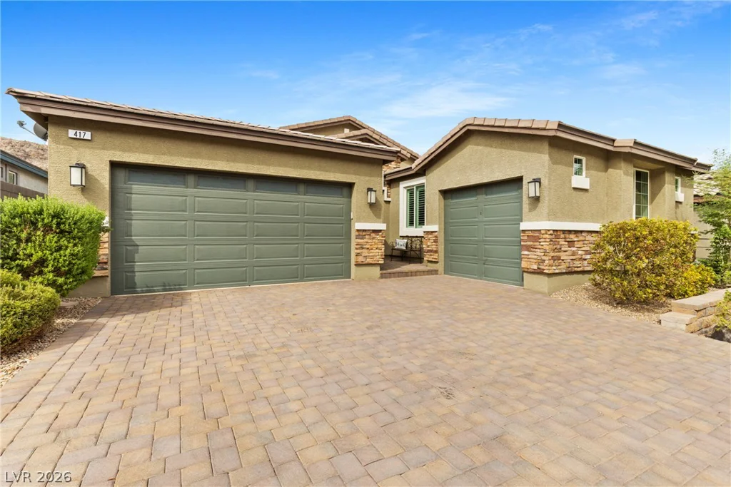 417 Oakey Crest Ridge, Henderson, NV 89012