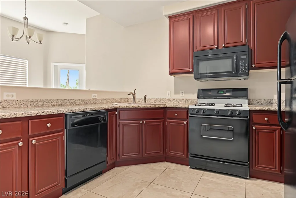 10245 Maryland, Las Vegas, NV 89183