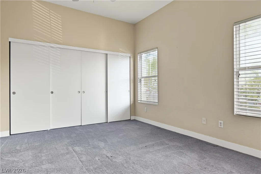 10245 Maryland, Las Vegas, NV 89183