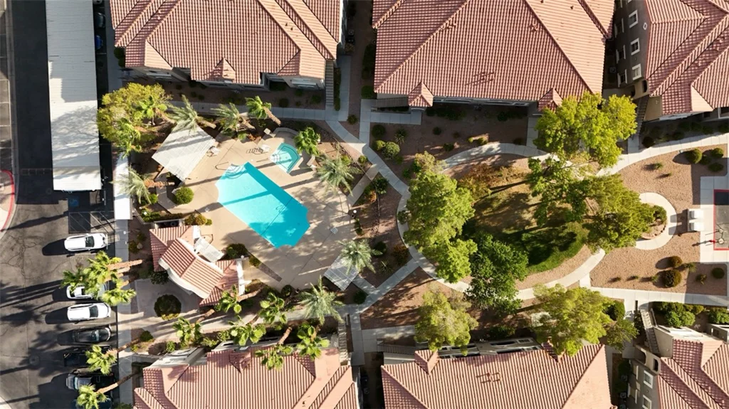 10245 Maryland, Las Vegas, NV 89183